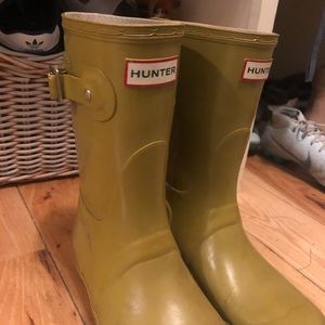 WOMEN HUNTER BOOTS